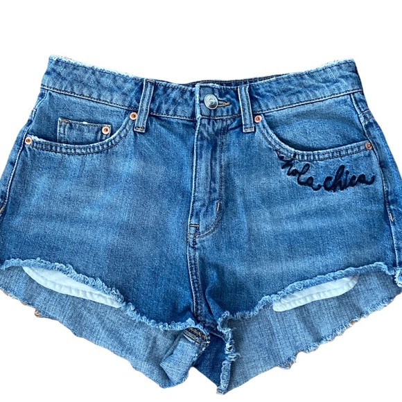 H&M Size 8 Jean Shorts with Embroidered Tiger - Picture 2 of 10